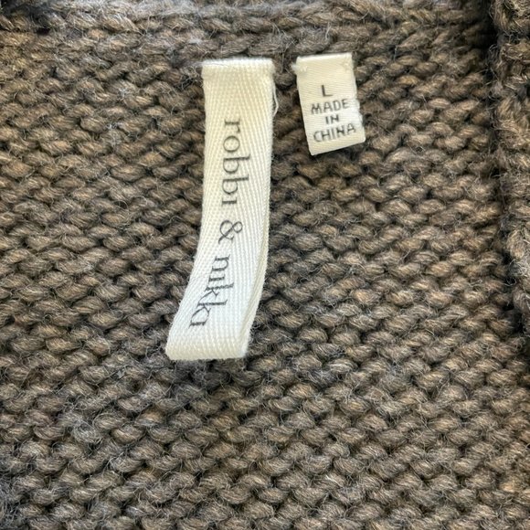 robbi & nikki - Long Sleeveless Sweater - Size  Large - Style N1109K34 - Picture 4 of 8